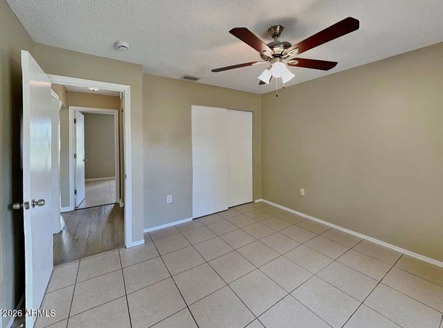8907 W ROMA Avenue, Phoenix, AZ 85037