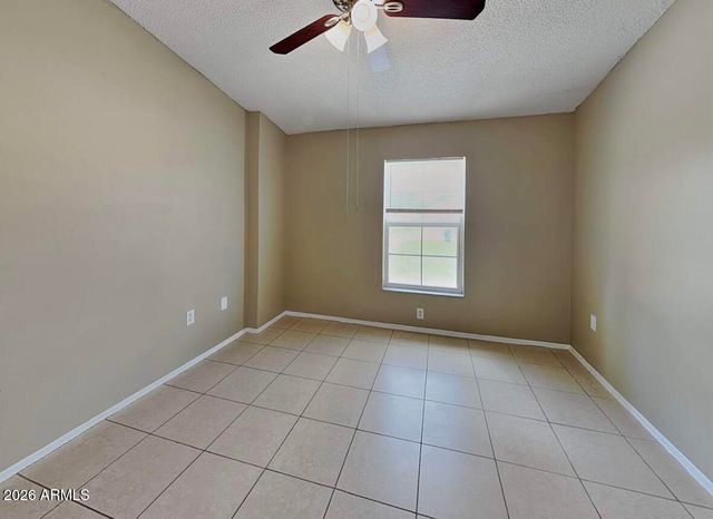 8907 W ROMA Avenue, Phoenix, AZ 85037