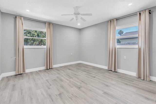 5619 DENVER STREET NE, St Petersburg, FL 33703