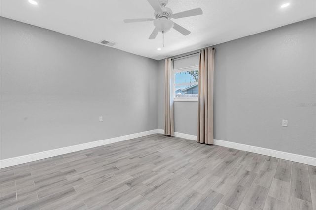 5619 DENVER STREET NE, St Petersburg, FL 33703