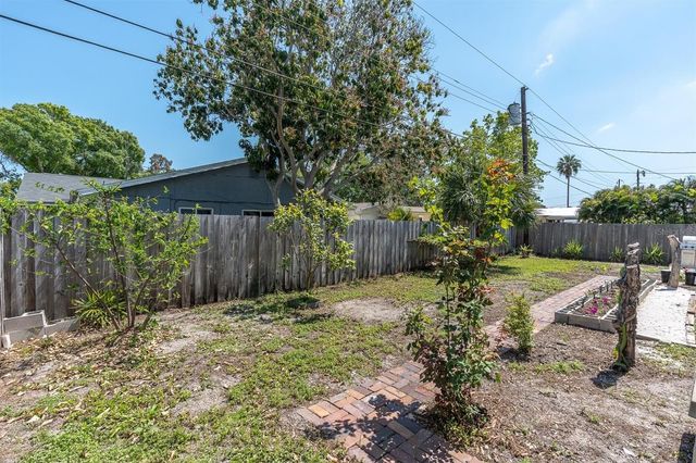 5619 DENVER STREET NE, St Petersburg, FL 33703