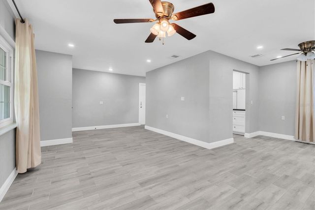 5619 DENVER STREET NE, St Petersburg, FL 33703