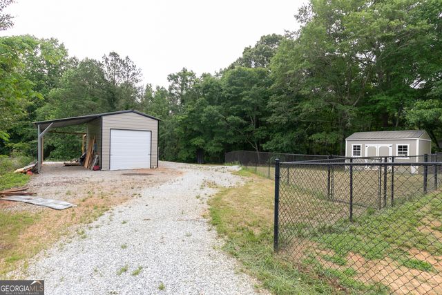 2028 Highway 211 NE, Statham, GA 30666