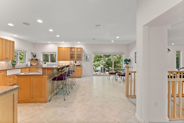 2935 Minnehaha Curve E, Minnetonka, MN 55391