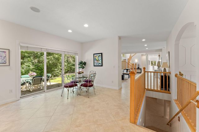 2935 Minnehaha Curve E, Minnetonka, MN 55391