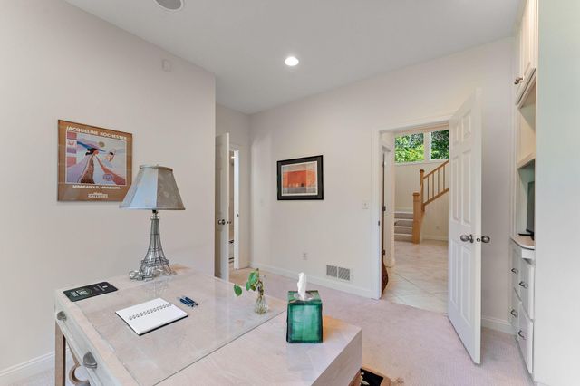 2935 Minnehaha Curve E, Minnetonka, MN 55391