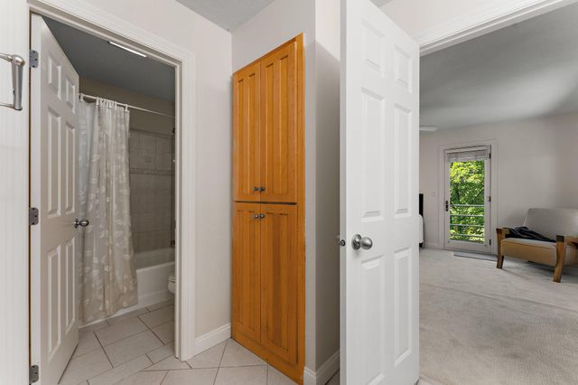 2935 Minnehaha Curve E, Minnetonka, MN 55391