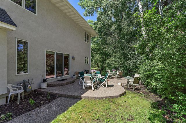 2935 Minnehaha Curve E, Minnetonka, MN 55391