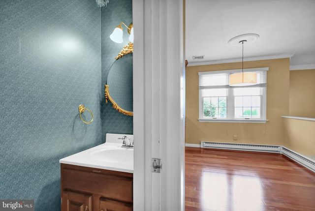 3170 MARIAN DR, Manheim, PA 17545