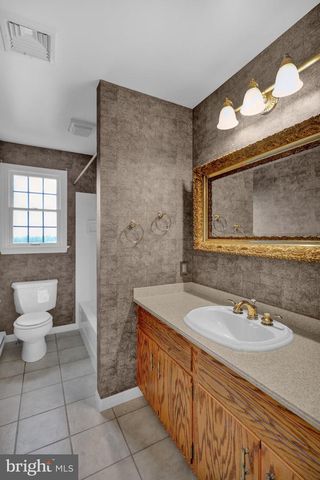 3170 MARIAN DR, Manheim, PA 17545