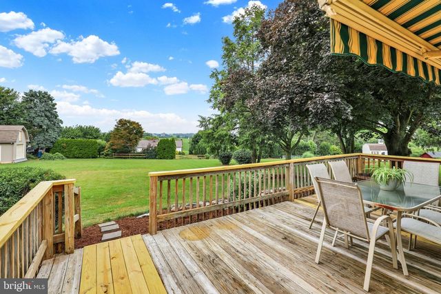 3170 MARIAN DR, Manheim, PA 17545