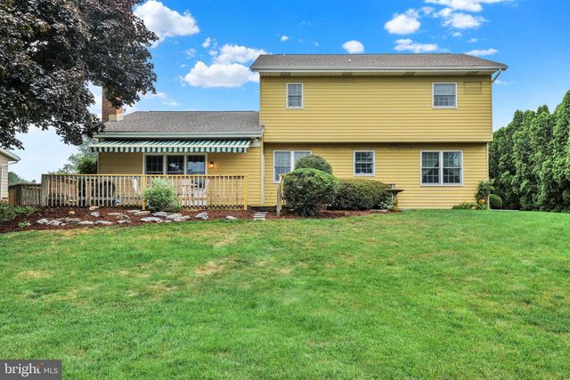 3170 MARIAN DR, Manheim, PA 17545