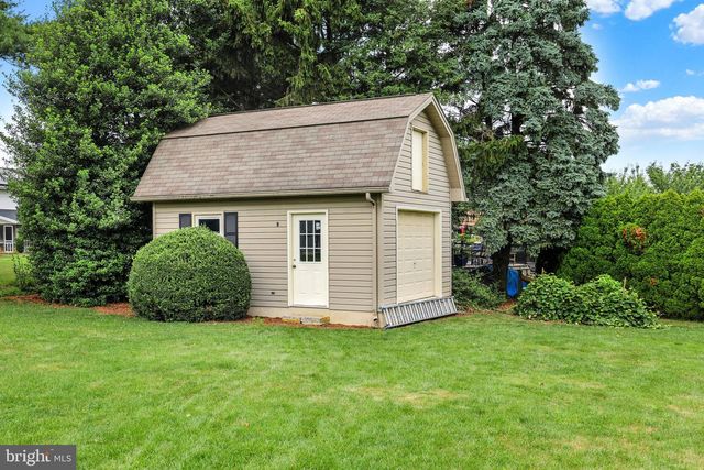 3170 MARIAN DR, Manheim, PA 17545