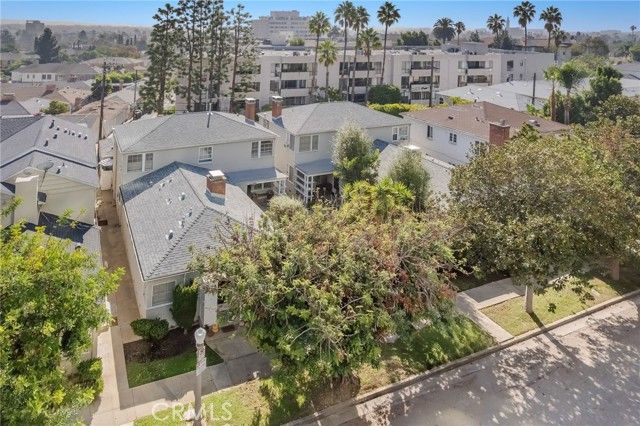 10370 Ashton Avenue, Los Angeles, CA 90024