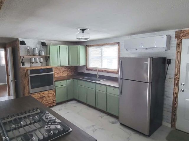 170 E Elm Street, Morgantown, IN 46160