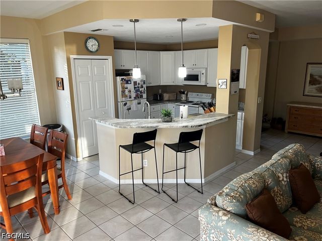 22954 Lone Oak DR, Estero, FL 33928