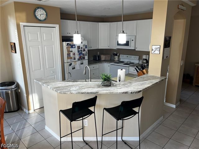 22954 Lone Oak DR, Estero, FL 33928