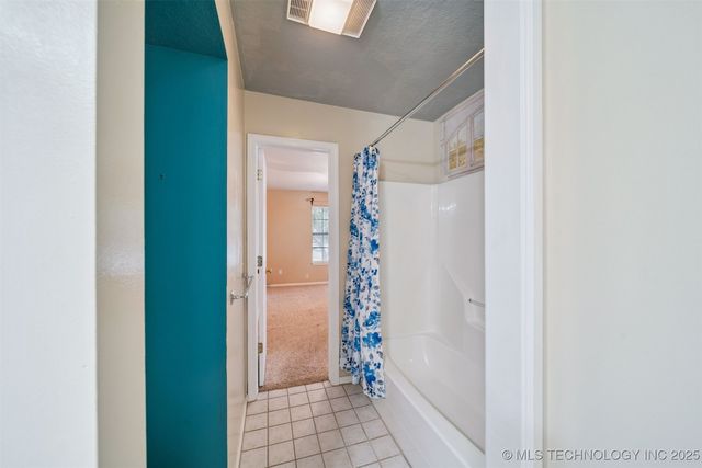 3311 Fairway Street E, Claremore, OK 74019