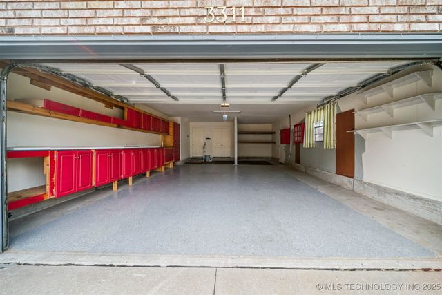 3311 Fairway Street E, Claremore, OK 74019