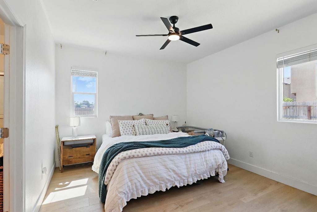 Image 15 of property listing at 1985 Alma Court, Chowchilla, CA 93610