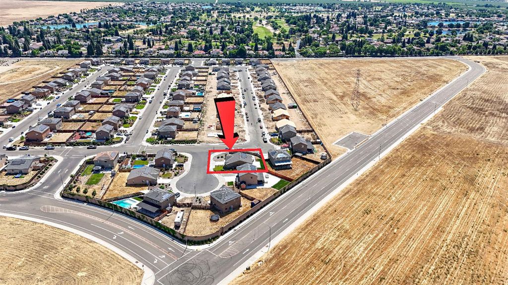 Image 37 of property listing at 1985 Alma Court, Chowchilla, CA 93610