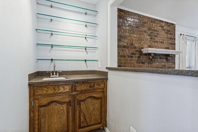 2610 Richland Drive, Garland, TX 75044