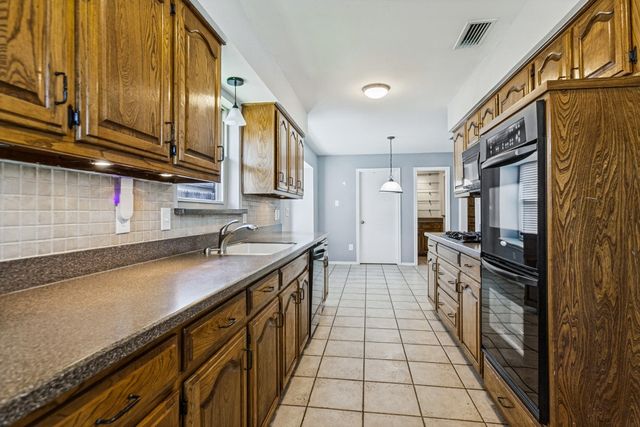 2610 Richland Drive, Garland, TX 75044