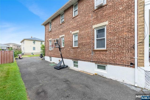 324 Union Street, Carlstadt, NJ 07072