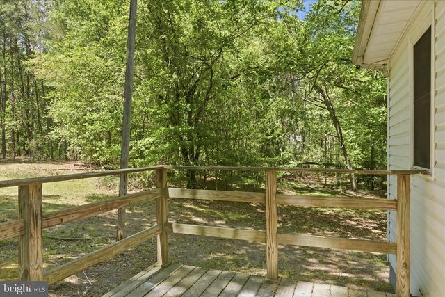 6815 MARSHALL RD, St Leonard, MD 20685
