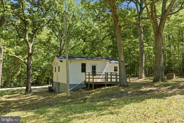 6815 MARSHALL RD, St Leonard, MD 20685