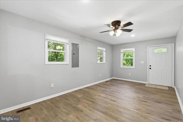 6815 MARSHALL RD, St Leonard, MD 20685