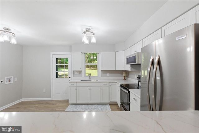 6815 MARSHALL RD, St Leonard, MD 20685