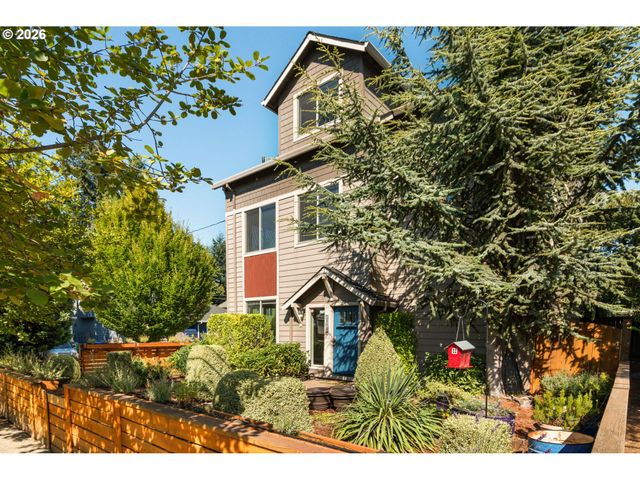 8280 N BURRAGE Ave, Portland, OR 97217