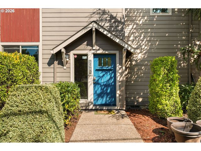 8280 N BURRAGE Ave, Portland, OR 97217