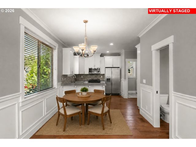 8280 N BURRAGE Ave, Portland, OR 97217