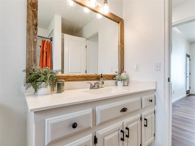 4155 NW Terrace Hills Road, Piedmont, OK 73078