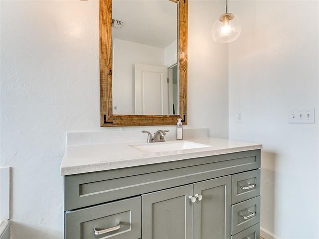 4155 NW Terrace Hills Road, Piedmont, OK 73078