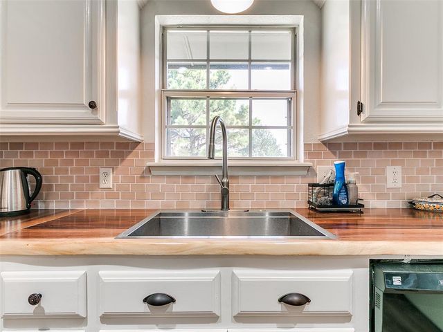 4155 NW Terrace Hills Road, Piedmont, OK 73078