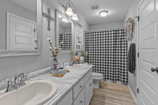 213 Jasmine Circle, Enterprise, AL 36330