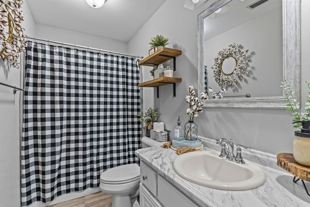 213 Jasmine Circle, Enterprise, AL 36330