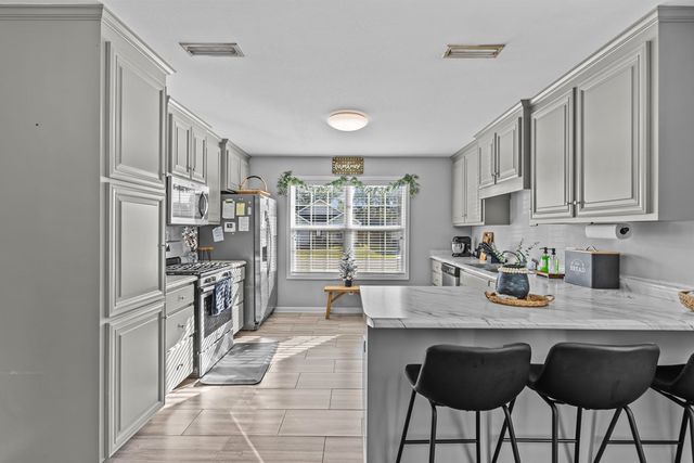 213 Jasmine Circle, Enterprise, AL 36330