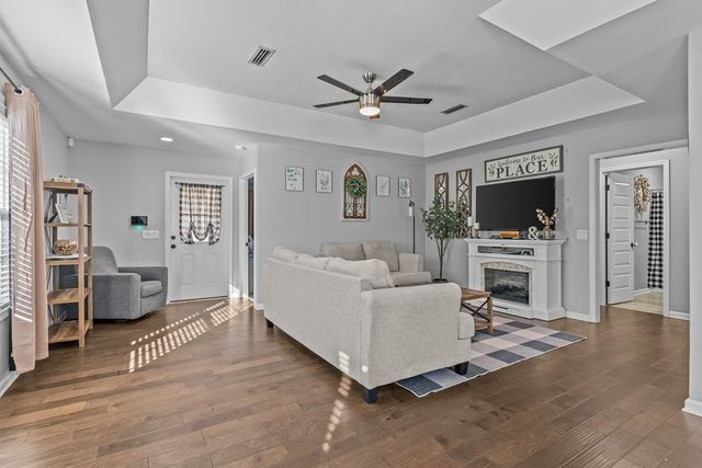 213 Jasmine Circle, Enterprise, AL 36330