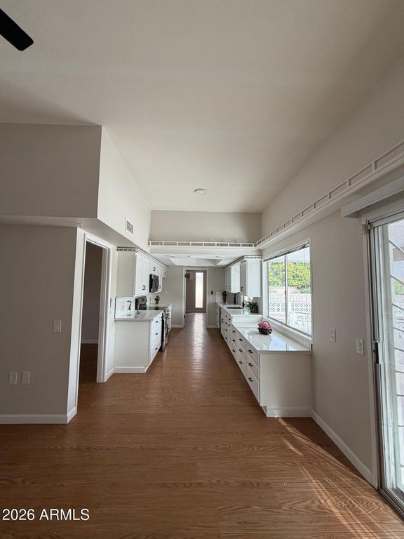 10922 W WELK Drive, Sun City, AZ 85373 — photo 5