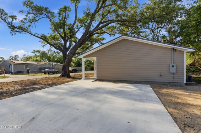2201 E 6th Street, Panama City, FL 32401