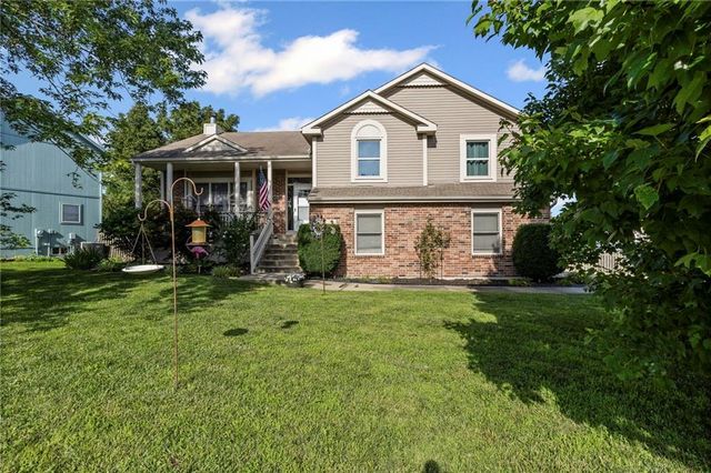 662 N OAK Street, Gardner, KS 66030