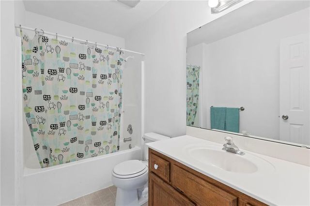 662 N OAK Street, Gardner, KS 66030