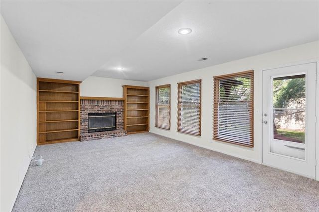 662 N OAK Street, Gardner, KS 66030