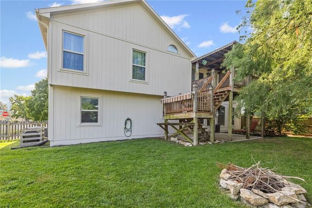 662 N OAK Street, Gardner, KS 66030