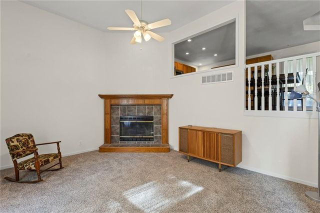 662 N OAK Street, Gardner, KS 66030