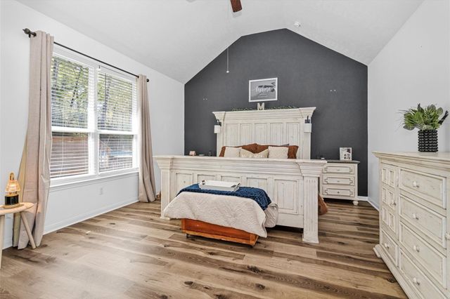 1006 Commons Waterway Drive, Huffman, TX 77336